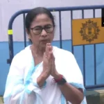 जन्म प्रमाण पत्र का सवाल: ममता का चुनाव आयोग पर तीखा प्रहार!
