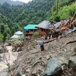 हिमाचल-उत्तराखंड में आपदायें: प्रकृति का कोप या मानव की भूल?