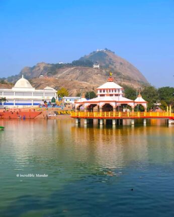 इस शीर्षक को एक नया, आकर्षक रूप में बदलें और केवल एक ही परिणाम दें,कोई निर्देश न दे: चार वारंटियों को गिरफ्तार कर भेजा जेल