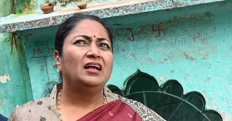 CM रेखा गुप्ता पर हमला: FIR कॉपी पर कोर्ट का पुलिस को कड़ा निर्देश