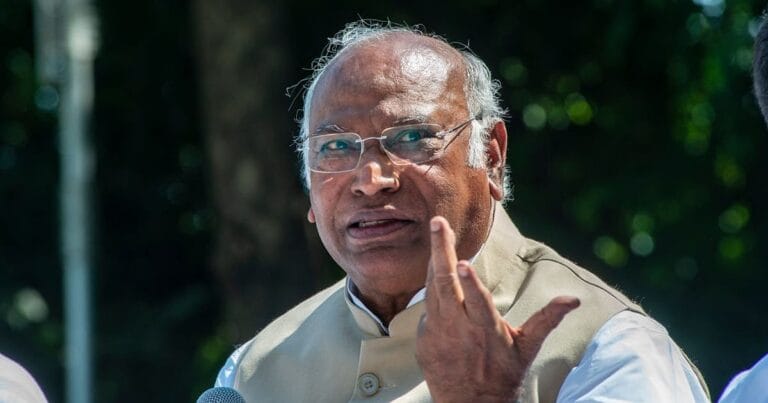 H-1B वीज़ा पर खड़गे: 'मोदी-मोदी' के नारे नहीं, राष्ट्रीय हित सर्वोपरि!