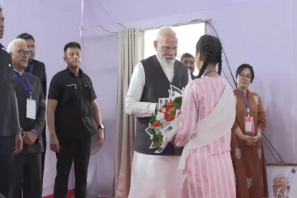PM मोदी का मणिपुर संदेश: 'मैं आपके साथ खड़ा हूं, एक नई सुबह दस्तक दे रही है'