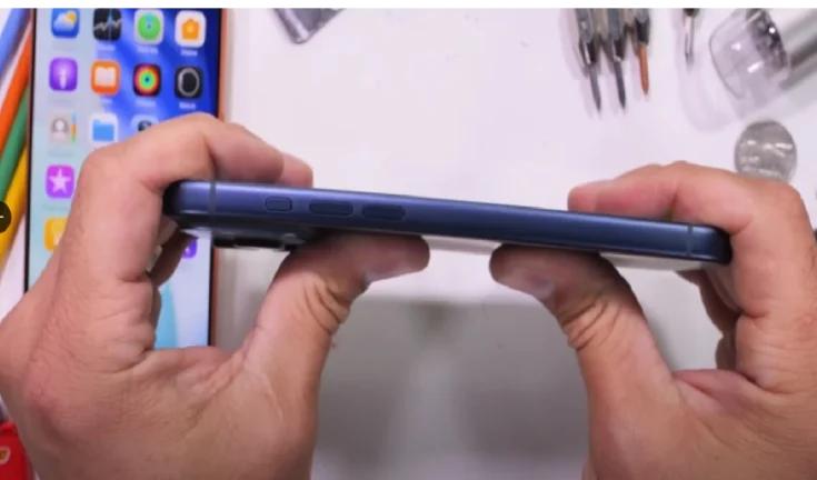 iPhone 17 Air: क्या सबसे पतला होने का खामियाजा भुगतना पड़ता है?