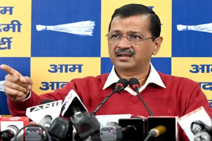 "चार इंजन फेल, राजधानी पर ग्रहण: केजरीवाल का BJP पर तूफानी हमला"