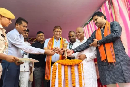 "थावे इको पार्क: पर्यावरण मंत्री डॉ. सुनील कुमार के हाथों रखी गई 18 करोड़ की विकास परियोजना की नींव"