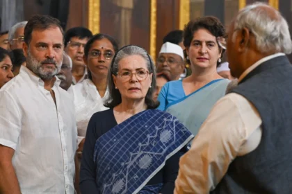 "मानवता पर मौन: सोनिया गांधी का मोदी सरकार पर तीखा प्रहार"