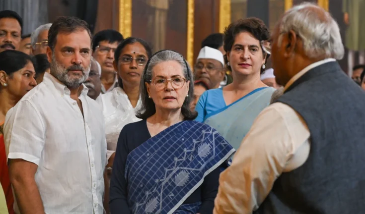"मानवता पर मौन: सोनिया गांधी का मोदी सरकार पर तीखा प्रहार"