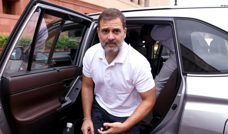 "राहुल का तीखा वार: 'BJP का दूसरा नाम पेपर चोर', युवा शक्ति के साथ खड़ा!"