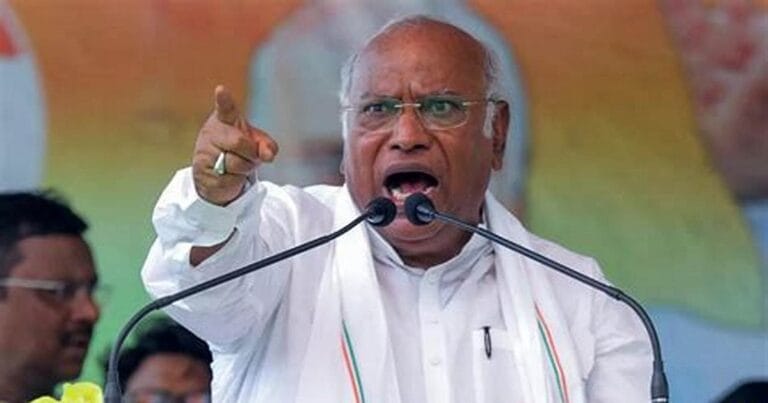 "विश्वासघात का आरोप: लद्दाख में 4 मौतों पर खड़गे की न्यायिक जांच की मांग"
