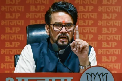 उपराष्ट्रपति शपथ से राहुल गांधी नदारद: अनुराग ठाकुर ने कसा 'तीखा' तंज!