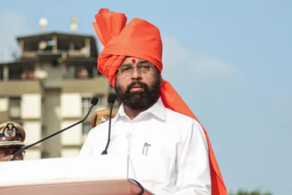 एकनाथ शिंदे का पलटवार: राहुल गांधी के वोट चोरी के आरोप बेबुनियाद