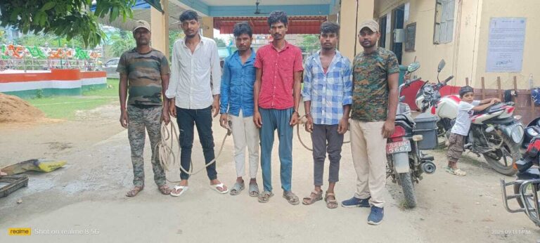 ऑटो चालक पर चाकूबाजी: तीनों अपराधी सलाखों के पीछे