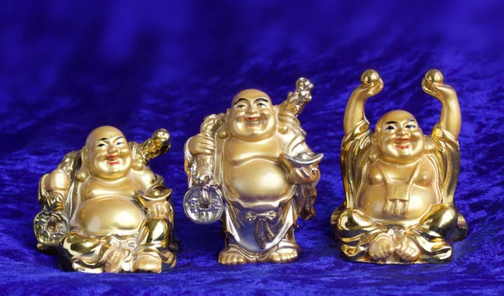ऑफिस डेस्क पर ये 3 फेंगशुई चीज़ें, करियर में लाएंगी तरक्की का तूफान!