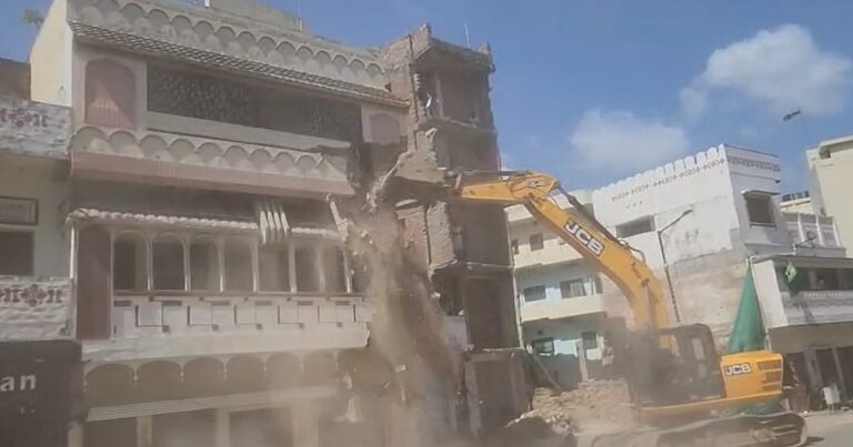 काशी में शोक: ओलंपियन मोहम्मद शाहिद के घर पर चला बुलडोजर, अजय राय का BJP पर तीखा हमला