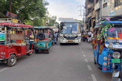 चौक का बाजार हुआ 'पंख-मुक्त': 28 सितंबर से 4 अक्टूबर तक ऑटो-टोटो पर लगेगी लगाम