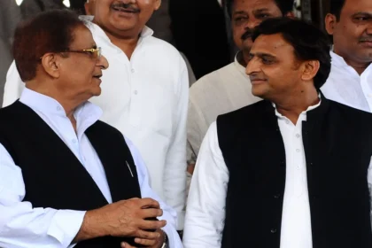 जेल से छूटते ही आजम खान का चौंकाने वाला कबूलनामा: 'बीवी का नंबर भी भूल गया'!