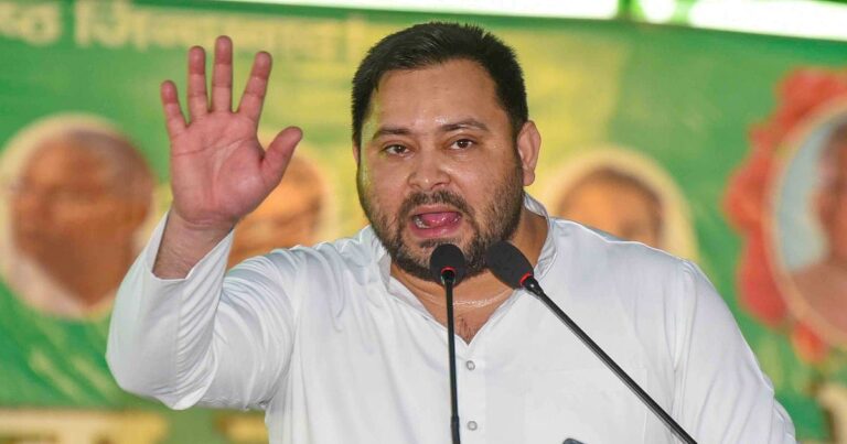 तेजस्वी का हुंकार: 'बिहार को बदलाव का विजन चाहिए, BJP को सिर्फ चुनाव याद!'