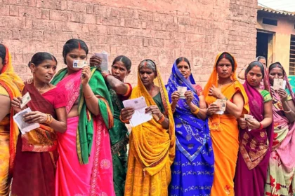 नया, आकर्षक शीर्षक:
"शहरी बिहार की 4 लाख से अधिक महिलाओं का रोज़गार की ओर बढ़ा कदम!"