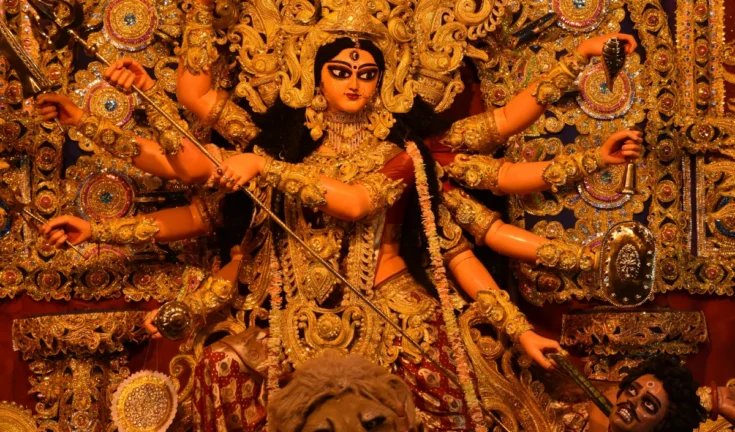 नवरात्रि 2025: आज अष्टमी या नवमी? जानें शुभ मुहूर्त और तिथि