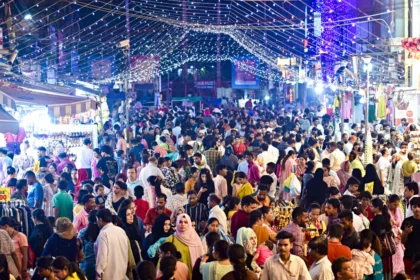 नवरात्रि 2025: दिल्ली के टॉप बाज़ारों में पाएं सस्ती और शानदार शॉपिंग का मज़ा!