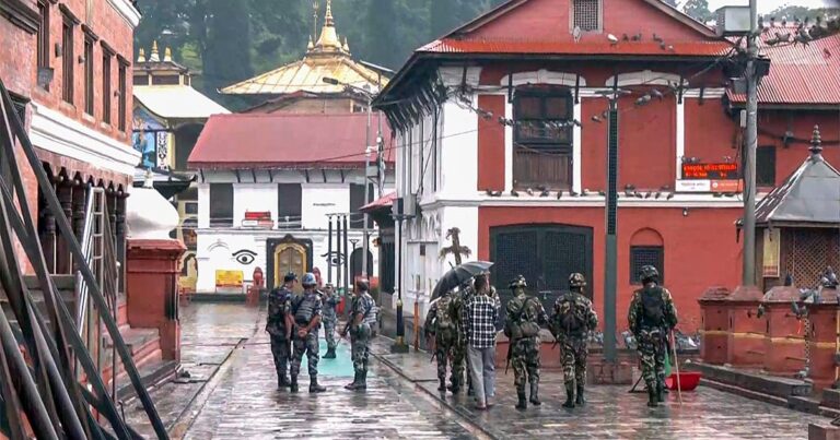 नेपाल और गाजा: 'जेन-जेड' की मौत और जलता हुआ युद्ध