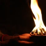 पितृ दोष से मुक्ति का महाउपाय: सर्वपितृ अमावस्या 2025 पर वास्तु के 5 अचूक टोटके, घर में आएगी सुख-समृद्धि की बहार!