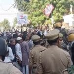 बरेली में 'आई लव मोहम्मद' बैनर पर हंगामा: नमाज के बाद प्रदर्शनकारियों पर लाठीचार्ज