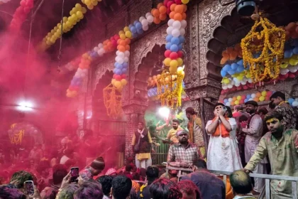 बांके बिहारी में VIP संस्कृति खत्म: SC पैनल का बड़ा फैसला, अब सबके लिए समान दर्शन!