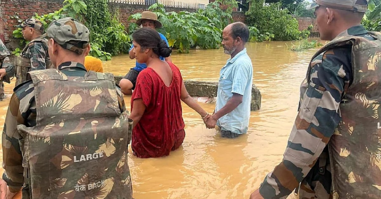 मणिपुर में बारिश का तांडव: बाढ़-भूस्खलन से हाहाकार