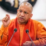 योगी का "ऑपरेशन क्लीन" - अपराधियों में भगदड़, कानून का डंडा चला!