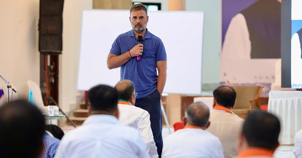 राहुल गांधी का तल्ख वार: 'वोट चोरी' और मणिपुर पर PM की देरी, देश के सबसे बड़े मुद्दे!