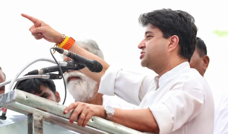 सिंधिया ने शिवपुरी-झांसी लिंक रोड देश को सौंपा, गडकरी-CM मोहन यादव को दिया विकास का श्रेय!