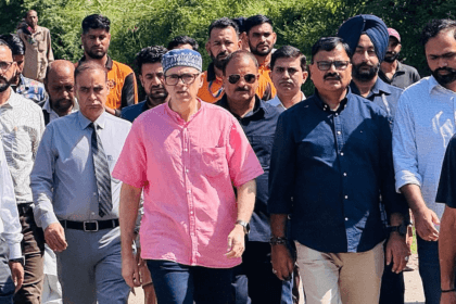 सीएम अब्दुल्ला का आपदाग्रस्त क्षेत्रों का दौरा: पीड़ितों को हरसंभव सहायता का आश्वासन