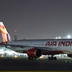 एयर इंडिया को उबारने के लिए टाटा का 10,000 करोड़ का दांव: सुरक्षा और आधुनिकीकरण की राह पर