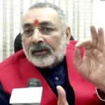 नीतीश NDA के सीएम चेहरा, तो महागठबंधन में फूट? गिरिराज के बयान से अटकलें तेज।