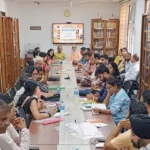 मनोज कुमार का दावा: "राष्ट्रीय स्वयंसेवक संघ, भारत और हिंदू - अब एक ही पहचान।"