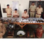 लोहे की आड़ में मौत का कारोबार: भाईयों का अवैध हथियार फैक्ट्री का खुलासा