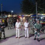 शांति और न्याय का संकल्प: विधानसभा चुनाव की सुरक्षा हेतु पुलिस का फ्लैग मार्च