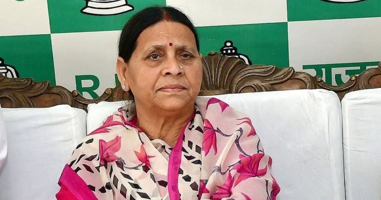 '20 साल में NDA का विकास, तो बिहार क्यों जाएं? राबड़ी देवी का तीखा सवाल!'
