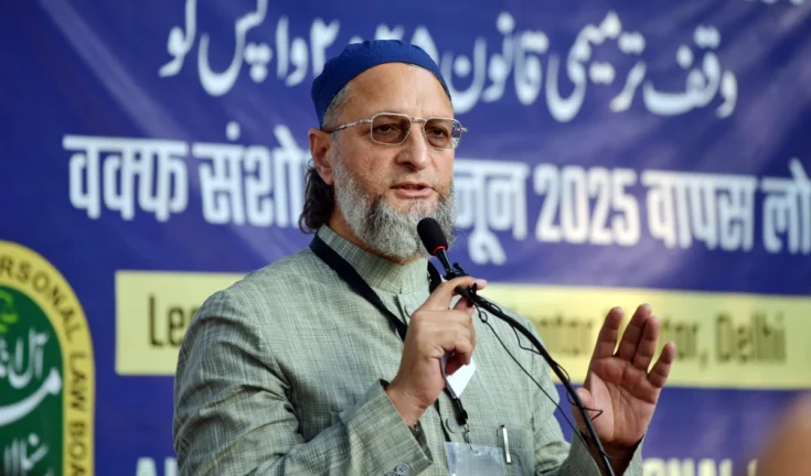AIMIM का बिहार रण: 25 उम्मीदवार, ओवैसी की चाल से महागठबंधन में हलचल?