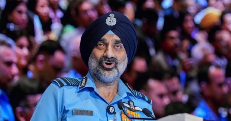 IAF प्रमुख: 300 किमी अंदर घुसकर दुश्मन को सबक सिखाया, दुनिया देखे और सीखे