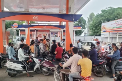 IOCL में सरकारी नौकरी का सुनहरा मौका: 523 पदों पर आवेदन की अंतिम तिथि कल, मौका हाथ से जाने न दें!