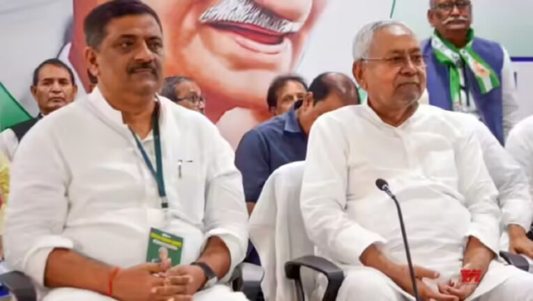 NDA में सीटों के बंटवारे पर JDU की अहम बैठक, नीतीश कुमार लेंगे अंतिम फैसला