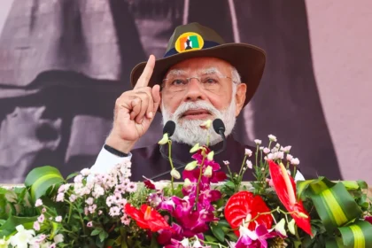 "ब्रिटिश जो न कर सके, कांग्रेस ने वही कर दिखाया: पीएम मोदी का विपक्ष पर तीखा प्रहार"