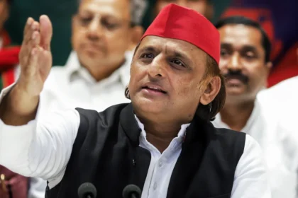 अखिलेश यादव का सरकारी दीवाली खर्च पर सवाल: क्या जनता की गाढ़ी कमाई का हो रहा है दुरुपयोग?