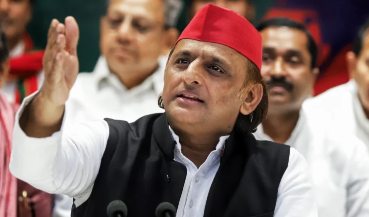 अखिलेश यादव का सरकारी दीवाली खर्च पर सवाल: क्या जनता की गाढ़ी कमाई का हो रहा है दुरुपयोग?