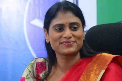 आंध्र सरकार से दलित बस्तियों के कल्याण की मांग: क्या शर्मिला का सवाल अनुचित है?