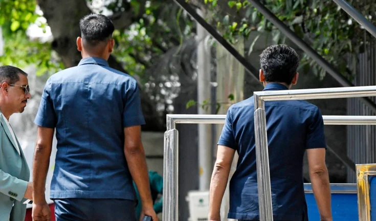 ईडी की अहमदाबाद में कपड़ा कारोबारी के ठिकानों पर मनी लॉन्ड्रिंग एक्ट के तहत भारी छापेमारी