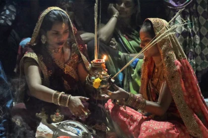 करवा चौथ: स्त्री शक्ति का प्रतीक