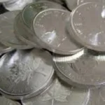 चांदी की उड़ान 2025: Emkay रिपोर्ट के अनुसार 20% तक बढ़ेंगे दाम